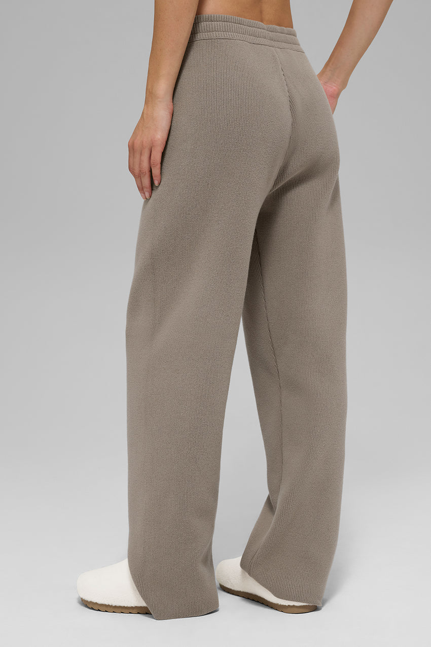 Scholar Straight Leg Sweatpant - Light Cocoa